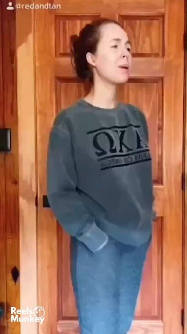 Sexy women showing of her matured TikTok tits on buzzit challenge