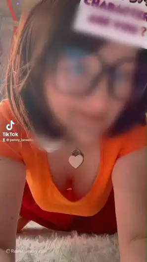 Pretty big boobs detective Velma solves a crime in TikTok Porn