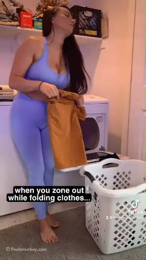 Phat Ass babe goes zone out in her laundry day