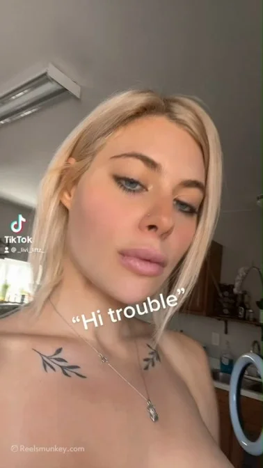 Sexy fit livi_liftz sharing her Troubles and her TikTok Tits